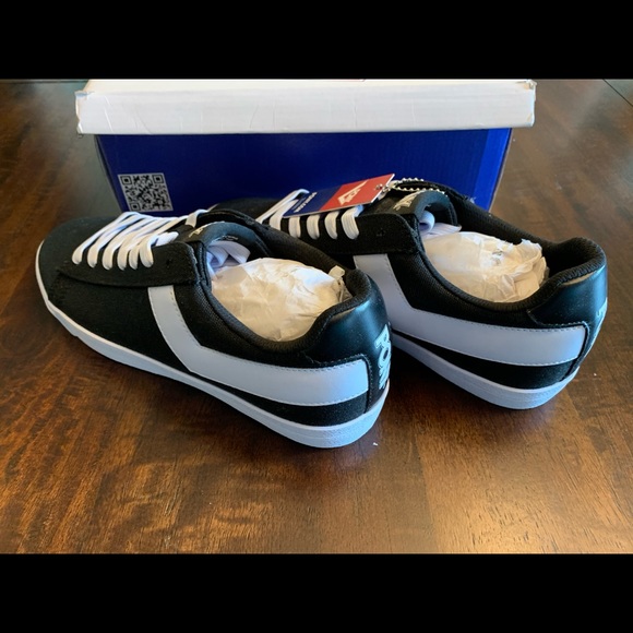 nike revolution 4 women's